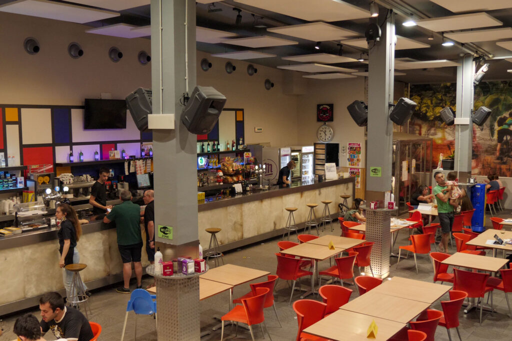cafeteria-camping-iratxe-1
