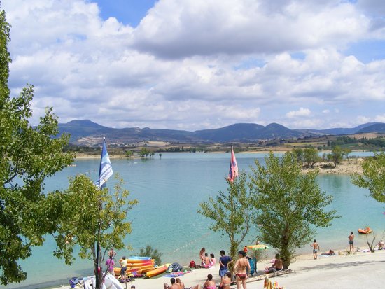Vistas al embalse de Alloz