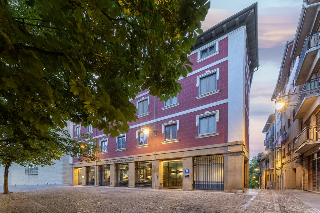 Fachada del hotel