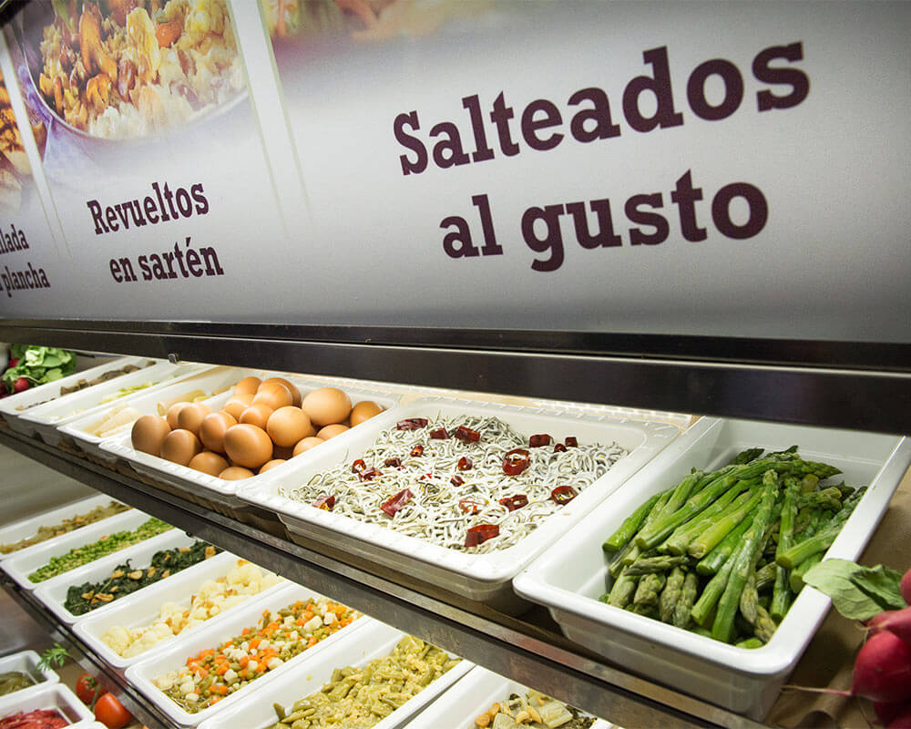 Salteado al gusto, buffet Luze El Villa