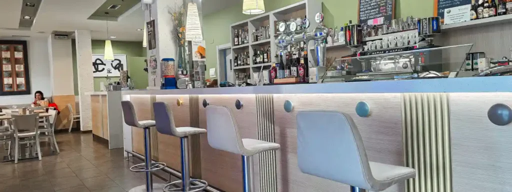 Barra del Bar La Parri de cizur menor