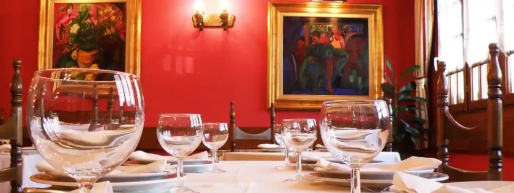Comedor del Restaurante Santxotena de Elizondo