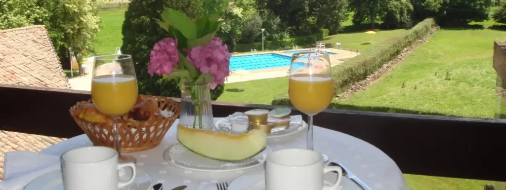 desayuno-terraza-hotel