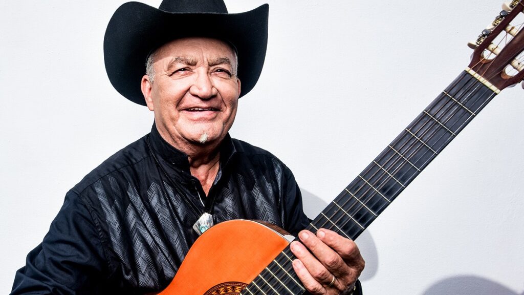 cartel actuación Eliades Ochoa