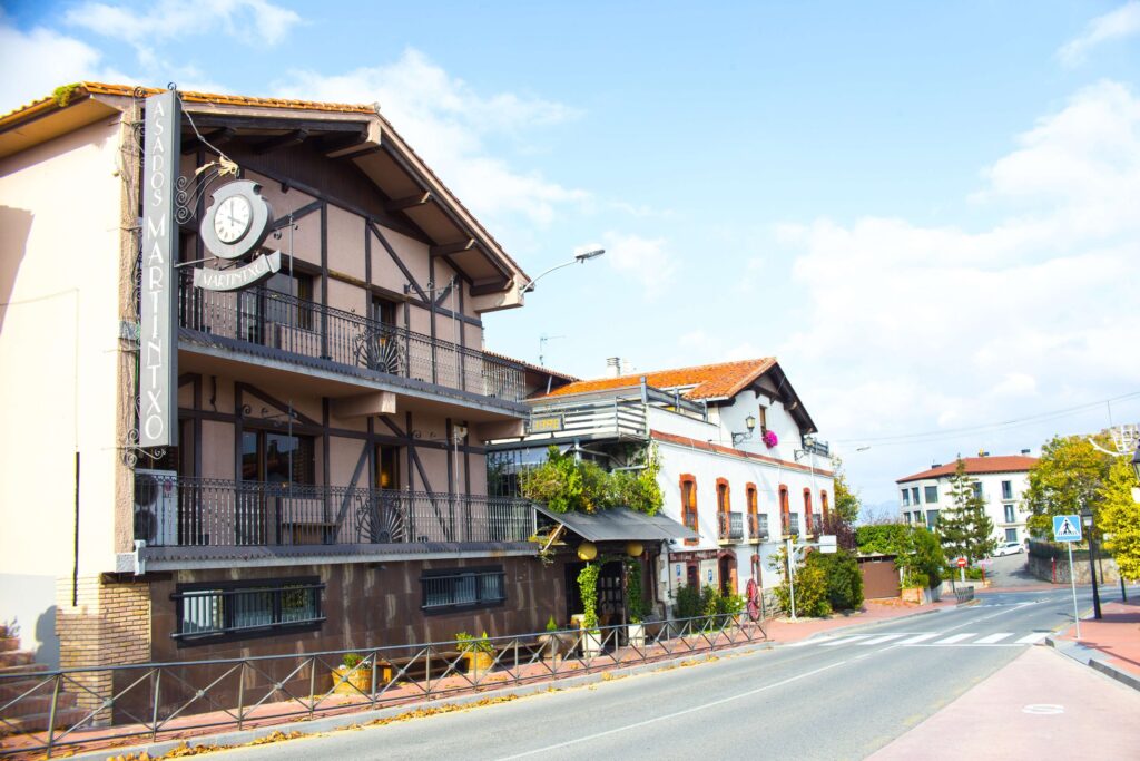 Fachada Asador Martintxo en Cizur Menor