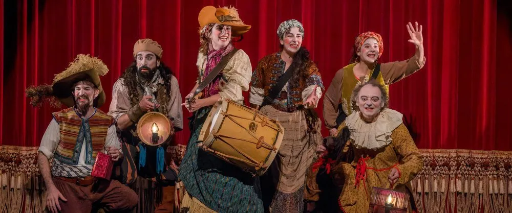 Actores interpretando farra