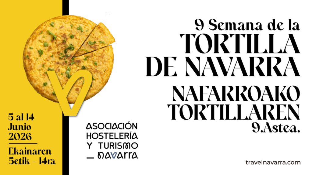 Cartel para redes sociales de la 9ª semana de la Tortilla indican fechas y nombre del evento en euskera y castellano, hay una tortilla de patata decorativa y el logo de la Asociación de Hostelería y Turismo de Navarra