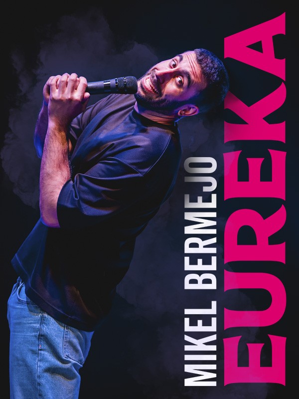 Mikel Bermejo posa, en el cartel del evento, con un micro en la mano