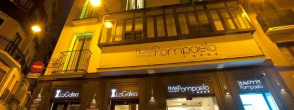 fachada del edificio donde se alberga el pompaelo urban spa