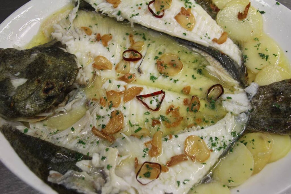 sidreria-pamplona-auzmendi-rodaballo-parrilla