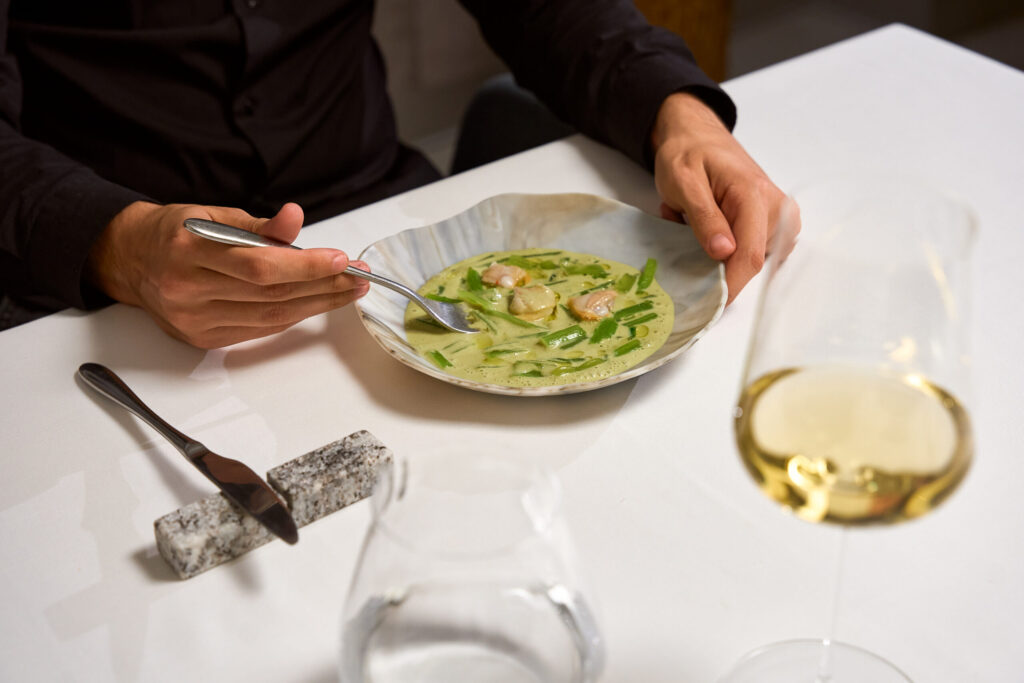 Plato de borraja y berberecho del Restaurante Remigio de Tudela
