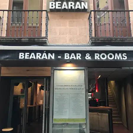 Exterior del establecimiento bearan