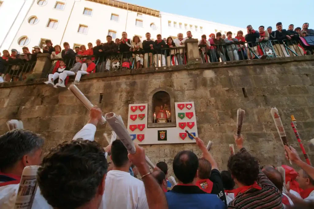 Cantico en la Calle Santo Domingo, antes del cierre.