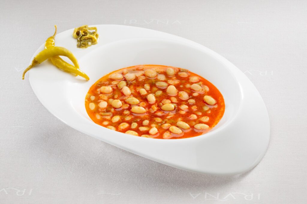Plato de pochas del Restaurante Iruña de Tudela
