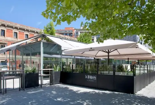 Terraza del establecimiento la Terraza de Baluarte