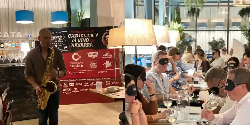 dos imagenes que describen la musicata, Fernando tocando el saxo durante la velada y la imagen de los participantes catando uno de los vinos a ciegas con un antifaz de la once.